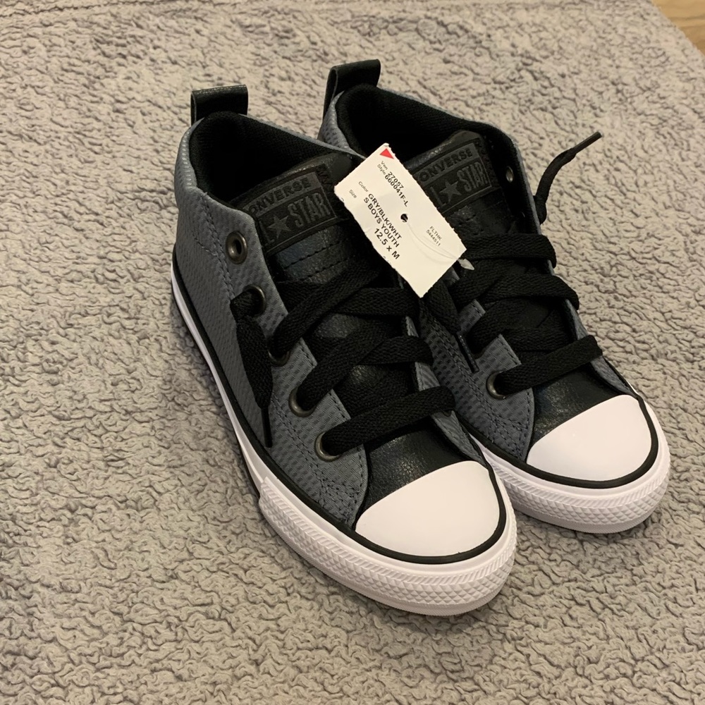 Little kids sneakers